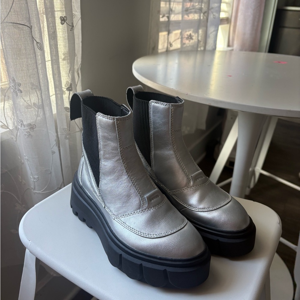 Sorel Silver Metallic Platform Chelsea Booties